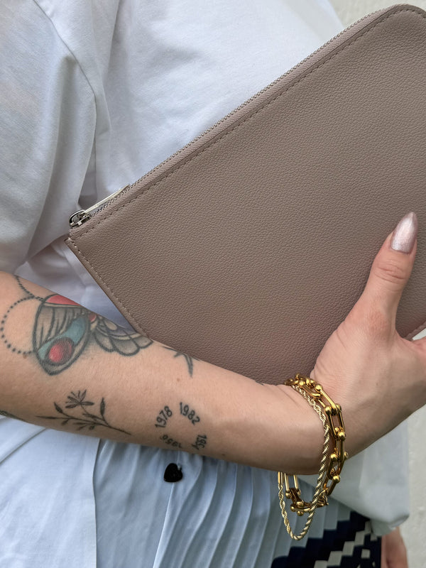Louis Vuitton Pochette Jour PM Taupe Cuir Taurillon