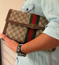 Gucci Sherry Line GG Supreme LeatherBrown Clutch Bag