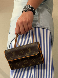 Louis Vuitton Florentine Monogram Pochette